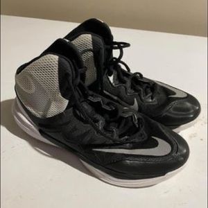 NIKE basketball court sneakers